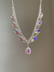 Stylish crystal bridal necklace