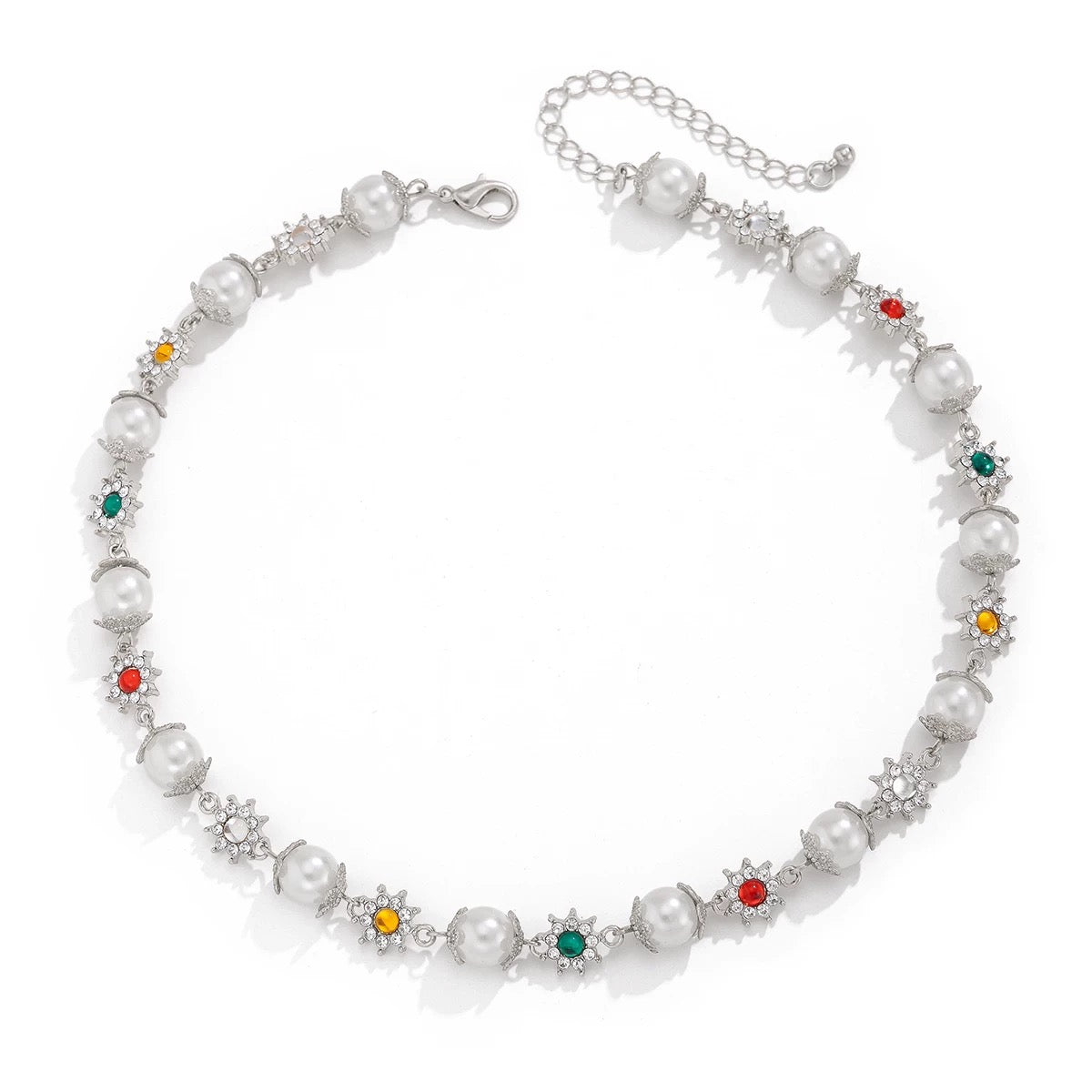 Colored diamond set imitation pearl necklace